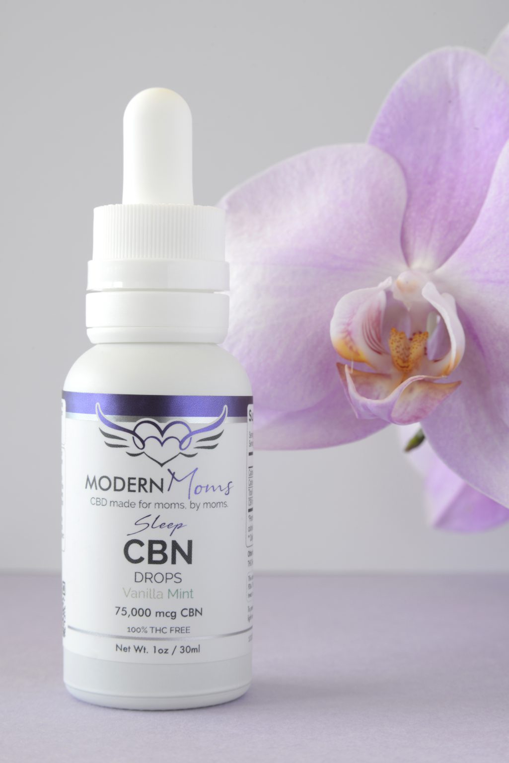 75 000mcg CBN Sleep Drops Vanilla Mint CBD Products For Moms